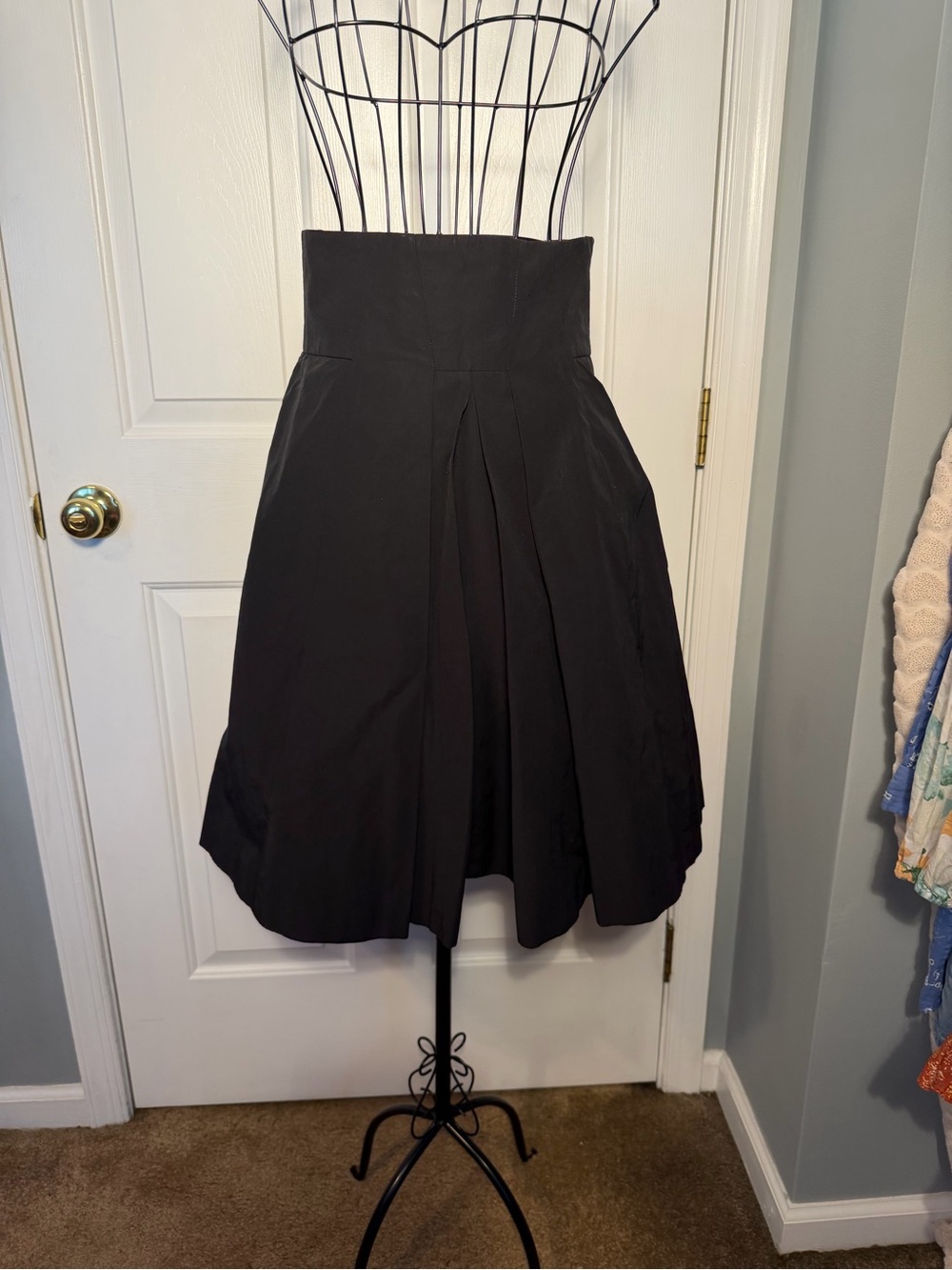Zara Black High-Waist Circle Skirt